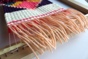 10 Tips for the Weaving Beginner: Rya Knots
